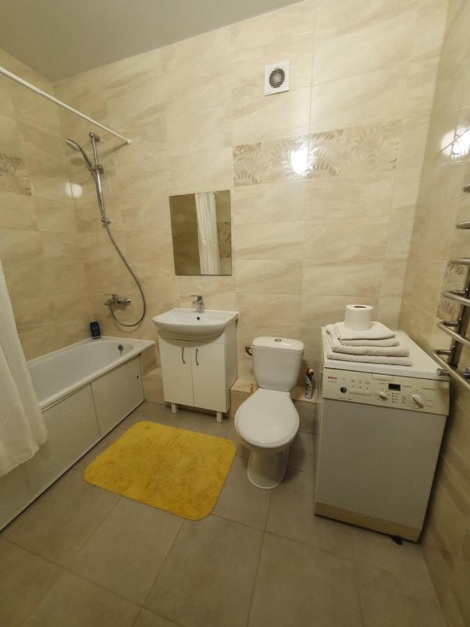 Нова Квартира За Доступною Ціною. Lutsʼk المظهر الخارجي الصورة
